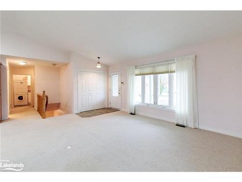 57 Fairway Avenue, Meaford, ON - Indoor Photo Showing Other Room