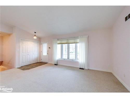 57 Fairway Avenue, Meaford, ON - Indoor Photo Showing Other Room