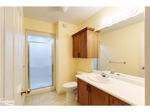 57 Fairway Avenue, Meaford, ON - Indoor Photo Showing Bathroom