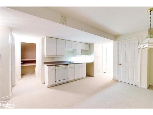 57 Fairway Avenue, Meaford, ON - Indoor Photo Showing Kitchen