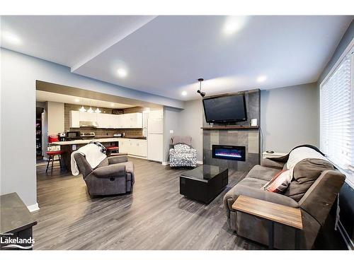 56 Sykes Street S, Meaford, ON - Indoor Photo Showing Living Room With Fireplace