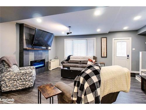 56 Sykes Street S, Meaford, ON - Indoor Photo Showing Living Room With Fireplace