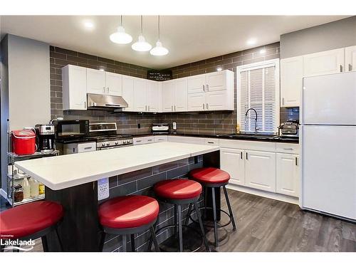 56 Sykes Street S, Meaford, ON - Indoor Photo Showing Kitchen