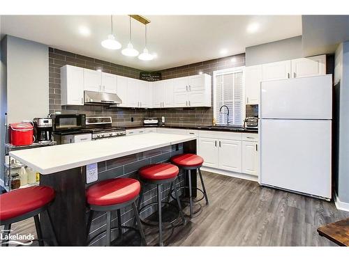 56 Sykes Street S, Meaford, ON - Indoor Photo Showing Kitchen