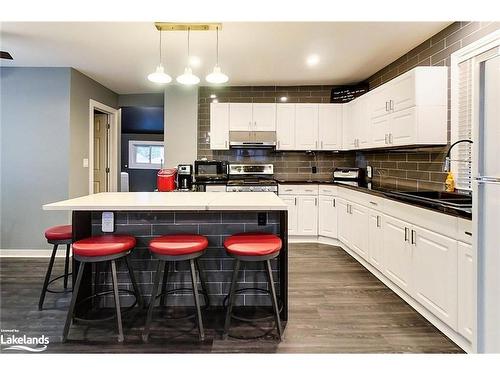 56 Sykes Street S, Meaford, ON - Indoor Photo Showing Kitchen With Upgraded Kitchen