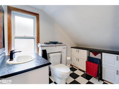 56 Sykes Street S, Meaford, ON - Indoor Photo Showing Bathroom