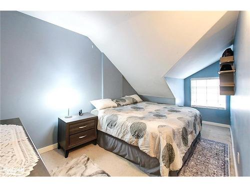 56 Sykes Street S, Meaford, ON - Indoor Photo Showing Bedroom