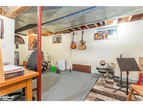 337 Ontario Street, Burk'S Falls, ON - Indoor Photo Showing Basement