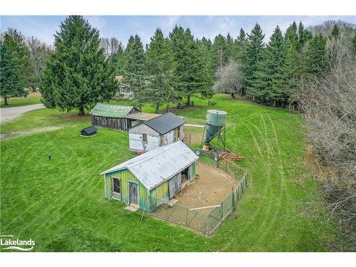 449 Mertz Corner Rd, Tiny, ON - Outdoor