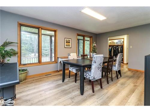 449 Mertz Corner Rd, Tiny, ON - Indoor Photo Showing Dining Room