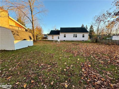 260 Isaac Street, Gravenhurst, ON - Outdoor