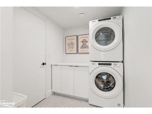 202-200 Anglo Street, Bracebridge, ON - Indoor Photo Showing Laundry Room