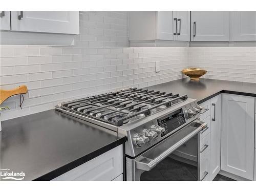 36 Nettleton Court, Collingwood, ON - Indoor Photo Showing Kitchen