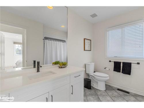 36 Nettleton Court, Collingwood, ON - Indoor Photo Showing Bathroom