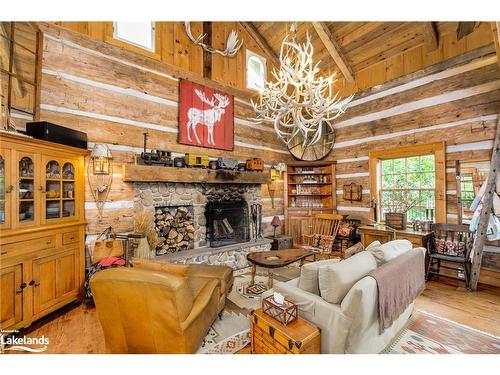 123 Happy Valley Road, The Blue Mountains, ON - Indoor Photo Showing Living Room With Fireplace