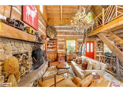 123 Happy Valley Road, The Blue Mountains, ON - Indoor Photo Showing Living Room With Fireplace