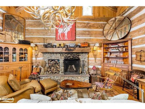 123 Happy Valley Road, The Blue Mountains, ON - Indoor Photo Showing Living Room With Fireplace