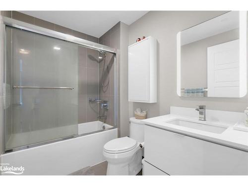 349-415 Sea Ray Avenue, Innisfil, ON - Indoor Photo Showing Bathroom