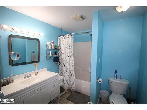 233 Oxford Street, Orillia, ON - Indoor Photo Showing Bathroom