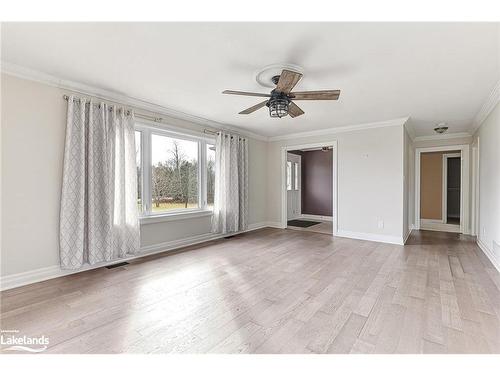 4228 Hogback Road, Glencairn, ON - Indoor Photo Showing Other Room