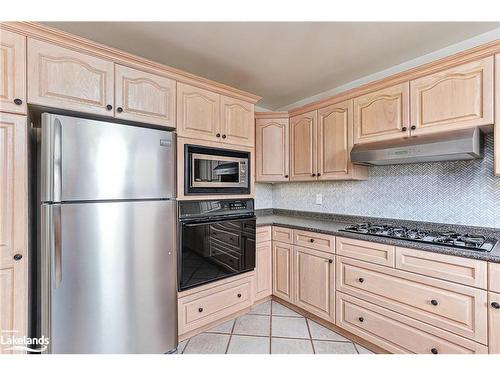 4228 Hogback Road, Glencairn, ON - Indoor Photo Showing Kitchen