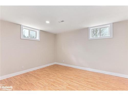 4228 Hogback Road, Glencairn, ON - Indoor Photo Showing Other Room