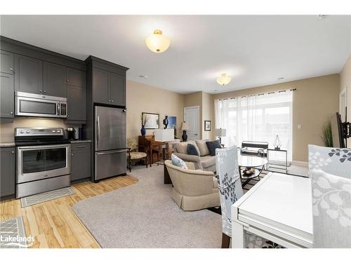 302-20 C Silver Birch Court, Parry Sound, ON - Indoor Photo Showing Kitchen