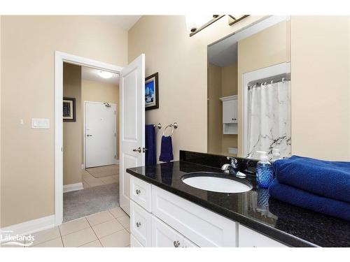 302-20 C Silver Birch Court, Parry Sound, ON - Indoor Photo Showing Bathroom