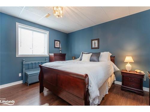 16 St Amant Road, Penetanguishene, ON - Indoor Photo Showing Bedroom