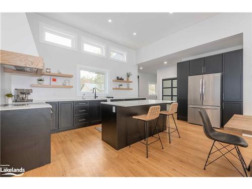 3 Edgar Street, Sundridge, ON - Indoor Photo Showing Kitchen