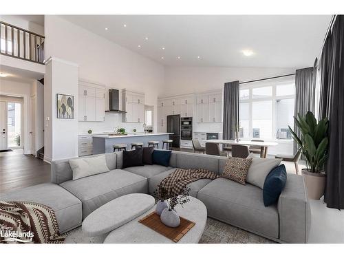 183 West Ridge Drive, Thornbury, ON - Indoor Photo Showing Living Room