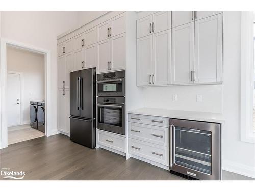 183 West Ridge Drive, Thornbury, ON - Indoor Photo Showing Kitchen