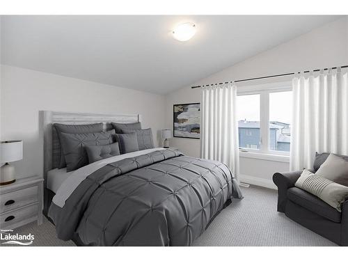 183 West Ridge Drive, Thornbury, ON - Indoor Photo Showing Bedroom