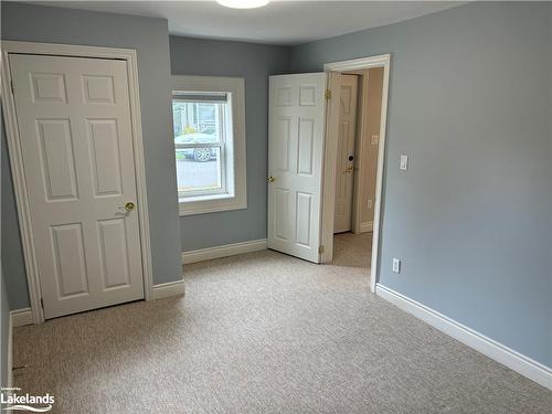 303 Oak Street, Collingwood, ON - Indoor Photo Showing Other Room