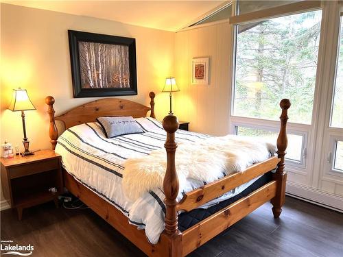 116 Castleview Road, The Blue Mountains, ON - Indoor Photo Showing Bedroom