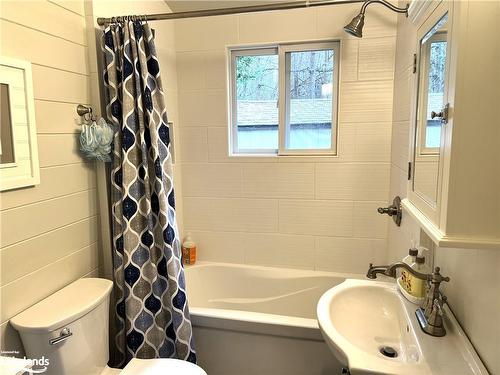 116 Castleview Road, The Blue Mountains, ON - Indoor Photo Showing Bathroom