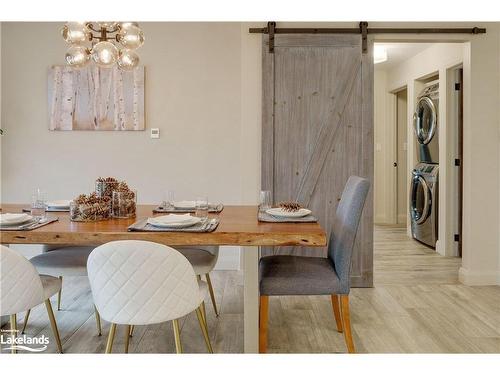 2983 Whelan Way, Washago, ON - Indoor Photo Showing Dining Room