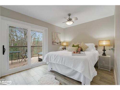 2983 Whelan Way, Washago, ON - Indoor Photo Showing Bedroom