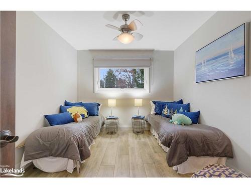 2983 Whelan Way, Washago, ON - Indoor Photo Showing Bedroom