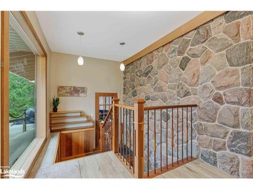 2983 Whelan Way, Washago, ON - Indoor Photo Showing Other Room