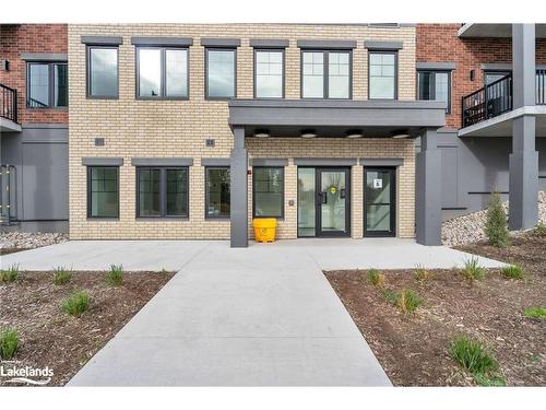 309-121 Mary Street, Clearview, ON - Outdoor With Balcony With Facade