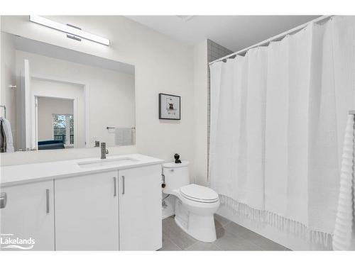 309-121 Mary Street, Clearview, ON - Indoor Photo Showing Bathroom