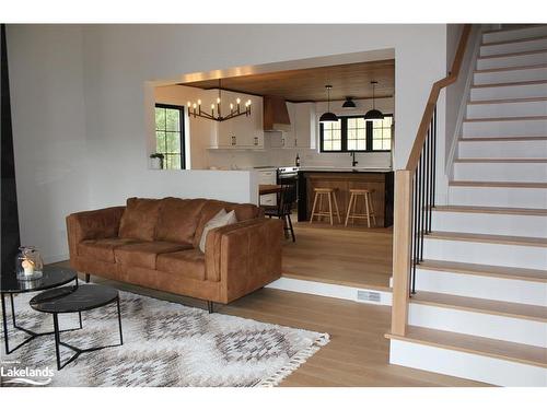 204 Wurm Road, Magnetawan, ON - Indoor Photo Showing Living Room