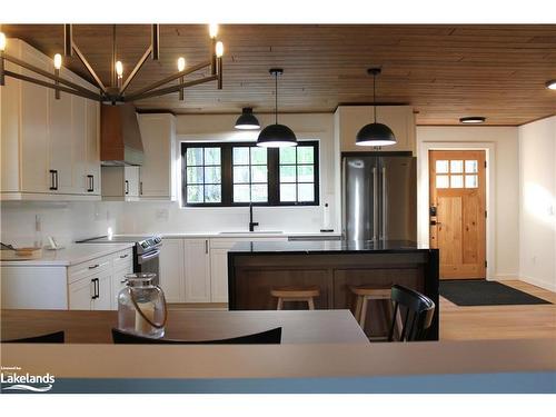 204 Wurm Road, Magnetawan, ON - Indoor Photo Showing Kitchen