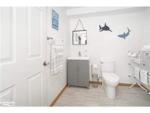 20 Liza Crescent, Bracebridge, ON - Indoor Photo Showing Bathroom