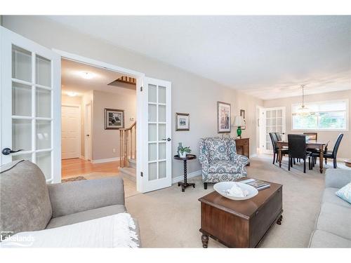 167 Luckport Crescent, Midland, ON - Indoor Photo Showing Living Room