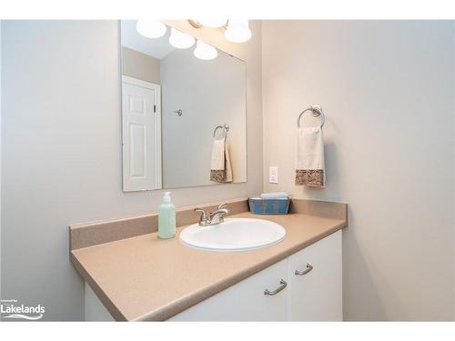 167 Luckport Crescent, Midland, ON - Indoor Photo Showing Bathroom