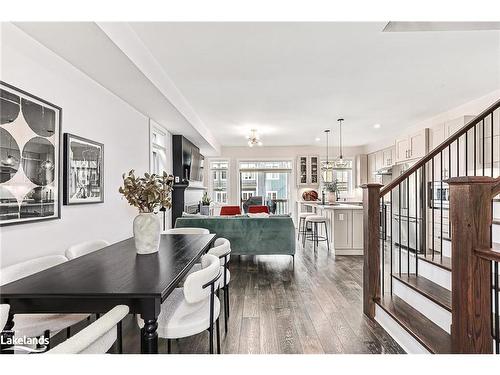 120 Sycamore Street, The Blue Mountains, ON - Indoor Photo Showing Dining Room