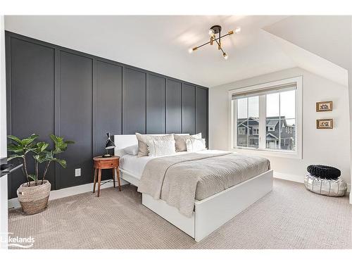 120 Sycamore Street, The Blue Mountains, ON - Indoor Photo Showing Bedroom