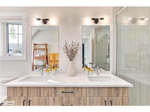 120 Sycamore Street, The Blue Mountains, ON - Indoor Photo Showing Bathroom